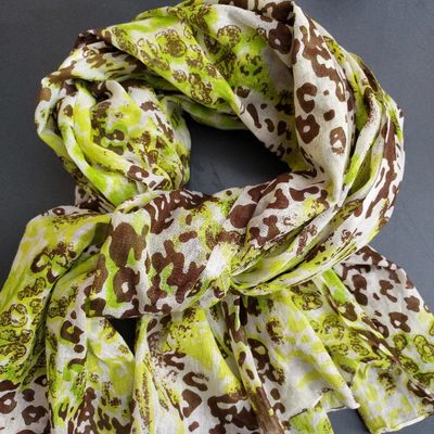 Joli foulard, collection printemps/été  2022.
#foulards  #foulard  #tendance  #anis #coton #fetedesmeres
